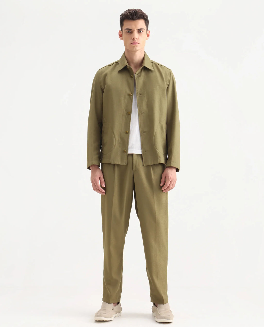 Rare Rabbit Men's Aront B Olive Polyester Blend Plain Relaxed Fit Trouser