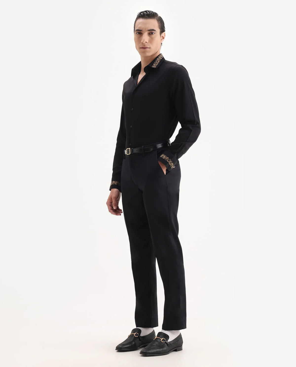 Rare Rabbit Men's Comotel Black Linen Blend Plain Regular Fit Trouser