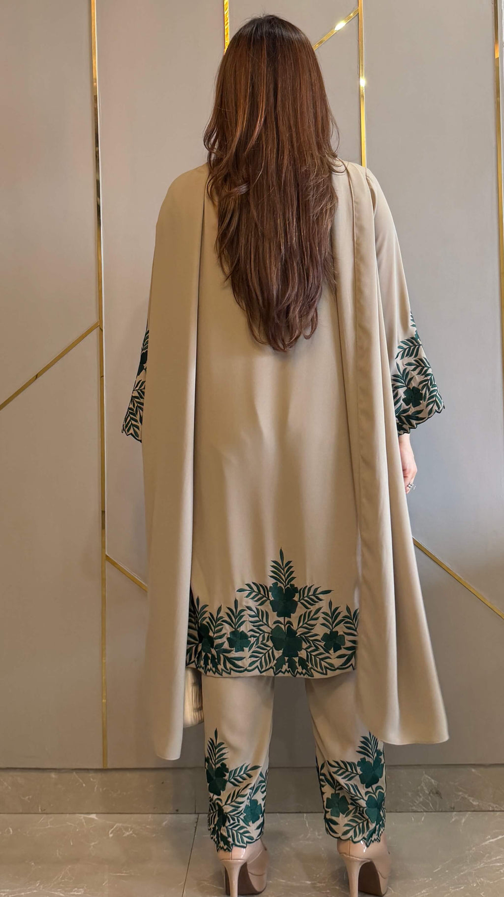 Gin Green Embroidered Gara Co-ord Set with Optional Dupatta