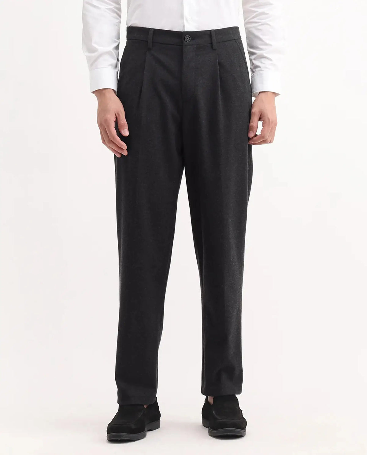 Rare Rabbit Men's Tori Black Polyester Blend Plain Relaxed Fit Trouser