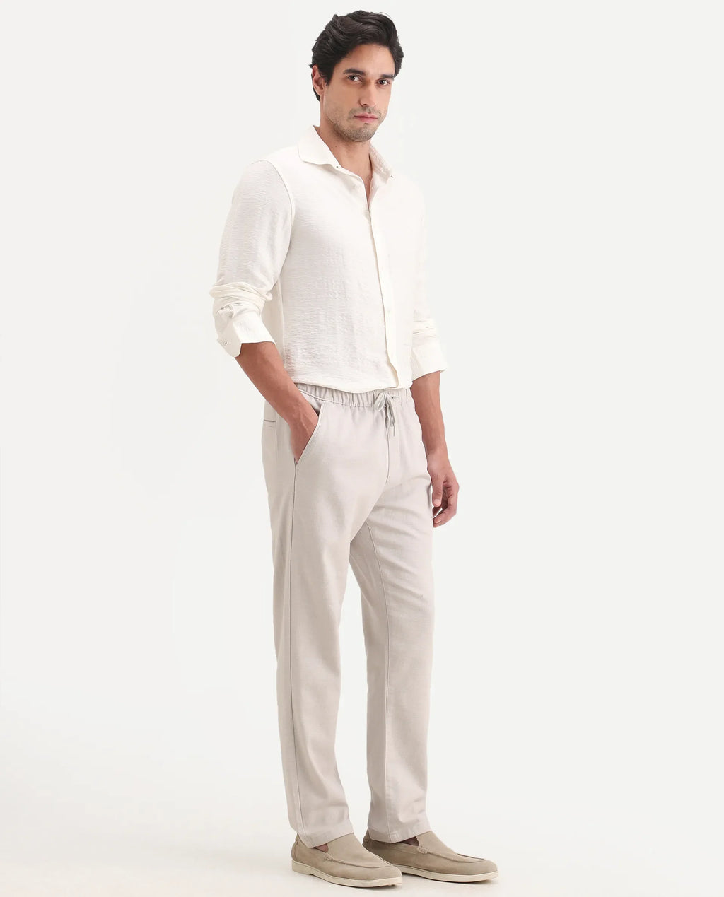 Rare Rabbit Men's Pluk Light Grey Cotton Blend Fabric Regular Fit Plain Trouser