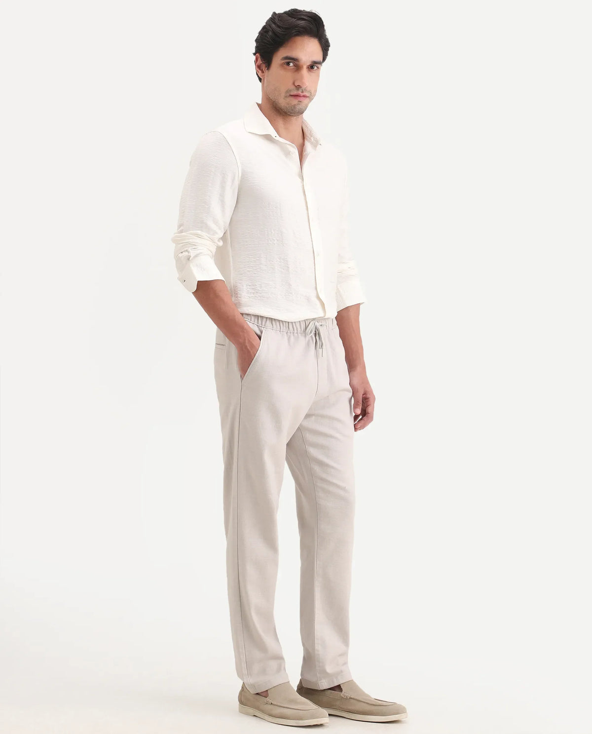 Rare Rabbit Men's Pluk Light Grey Cotton Blend Fabric Regular Fit Plain Trouser