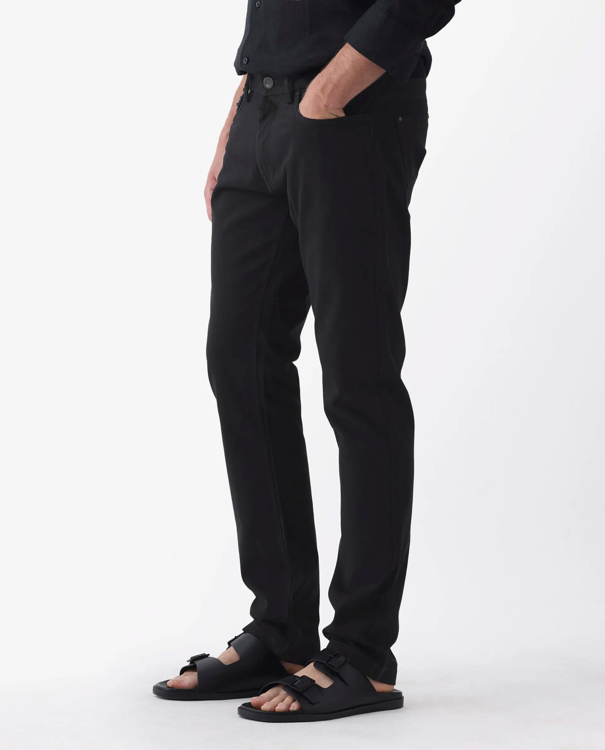 Rare Rabbit Men's Spoke 24 Black Linen Blend Plain Regular Fit Trouser