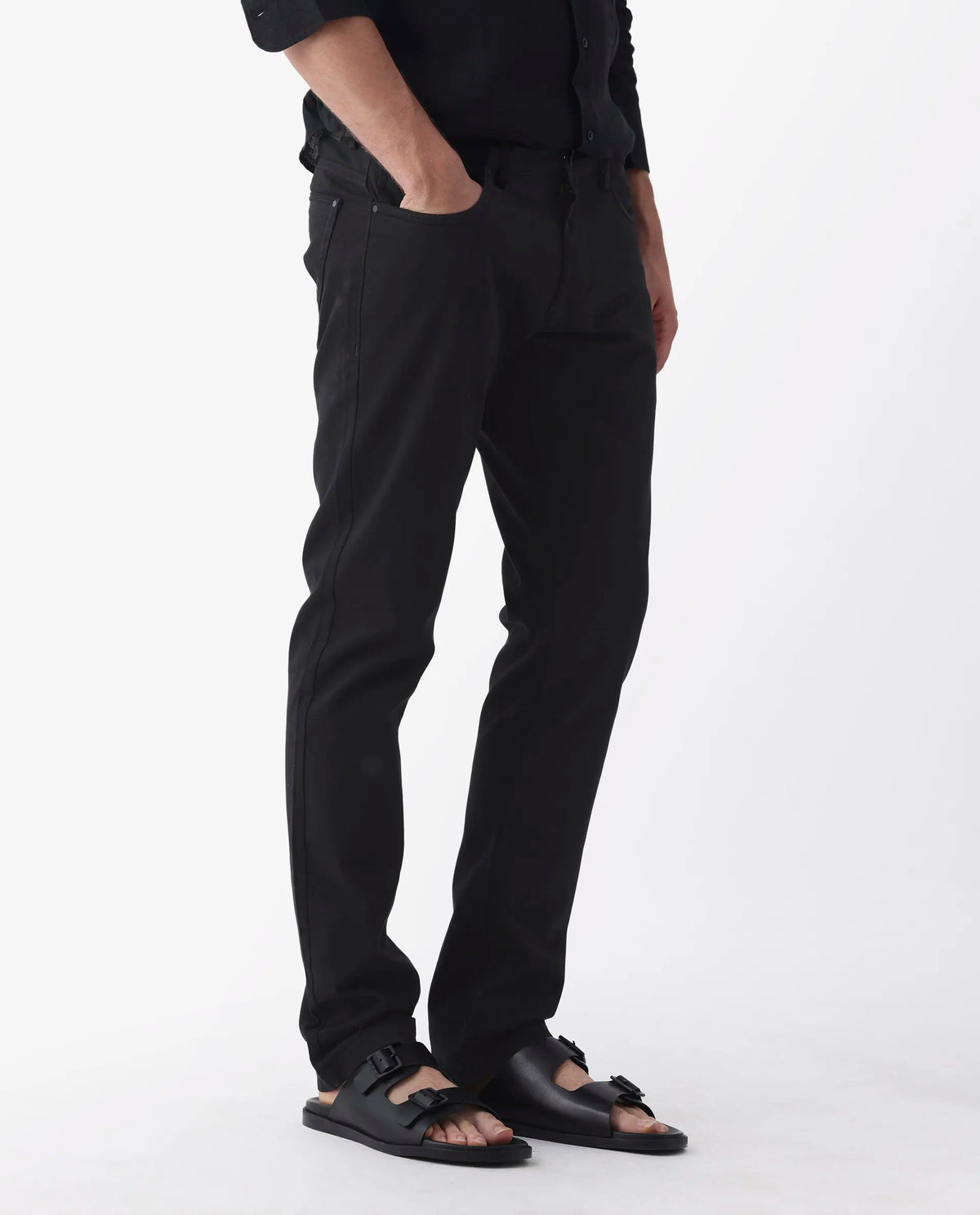 Rare Rabbit Men's Spoke 24 Black Linen Blend Plain Regular Fit Trouser