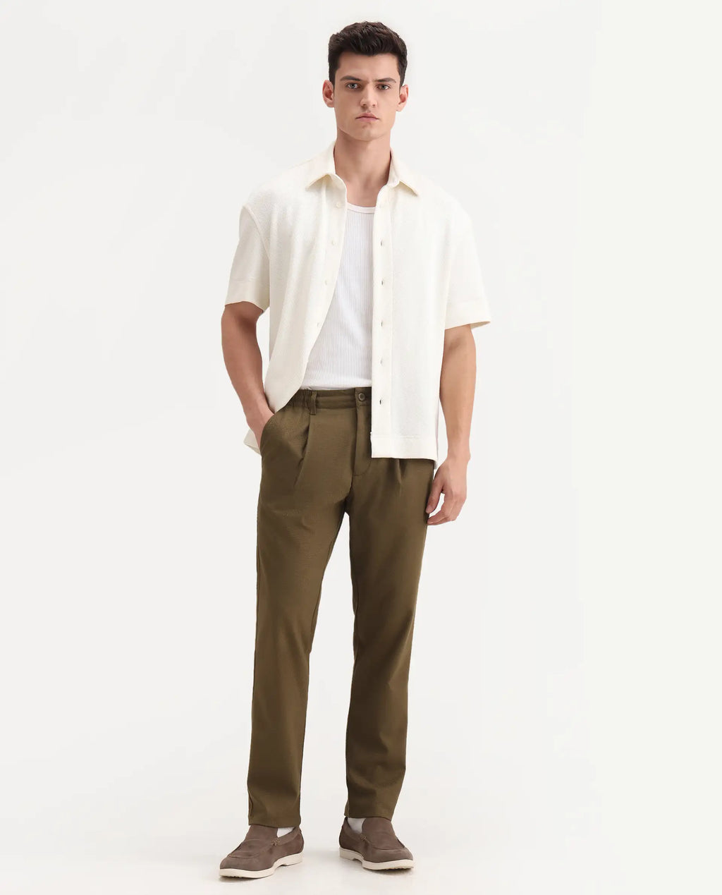Rare Rabbit Men's Tula Light Olive Polyester Blend Plain Relaxed Fit Trouser