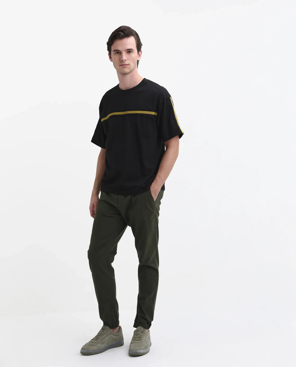 Rare Rabbit Men's Zade - Olive Linen Blend Plain Regular Fit Trouser