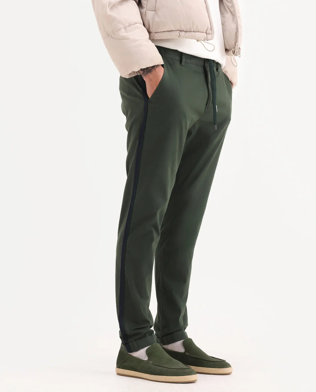 Rare Rabbit Men's Caloon Green Linen Blend Plain Regular Fit Trouser
