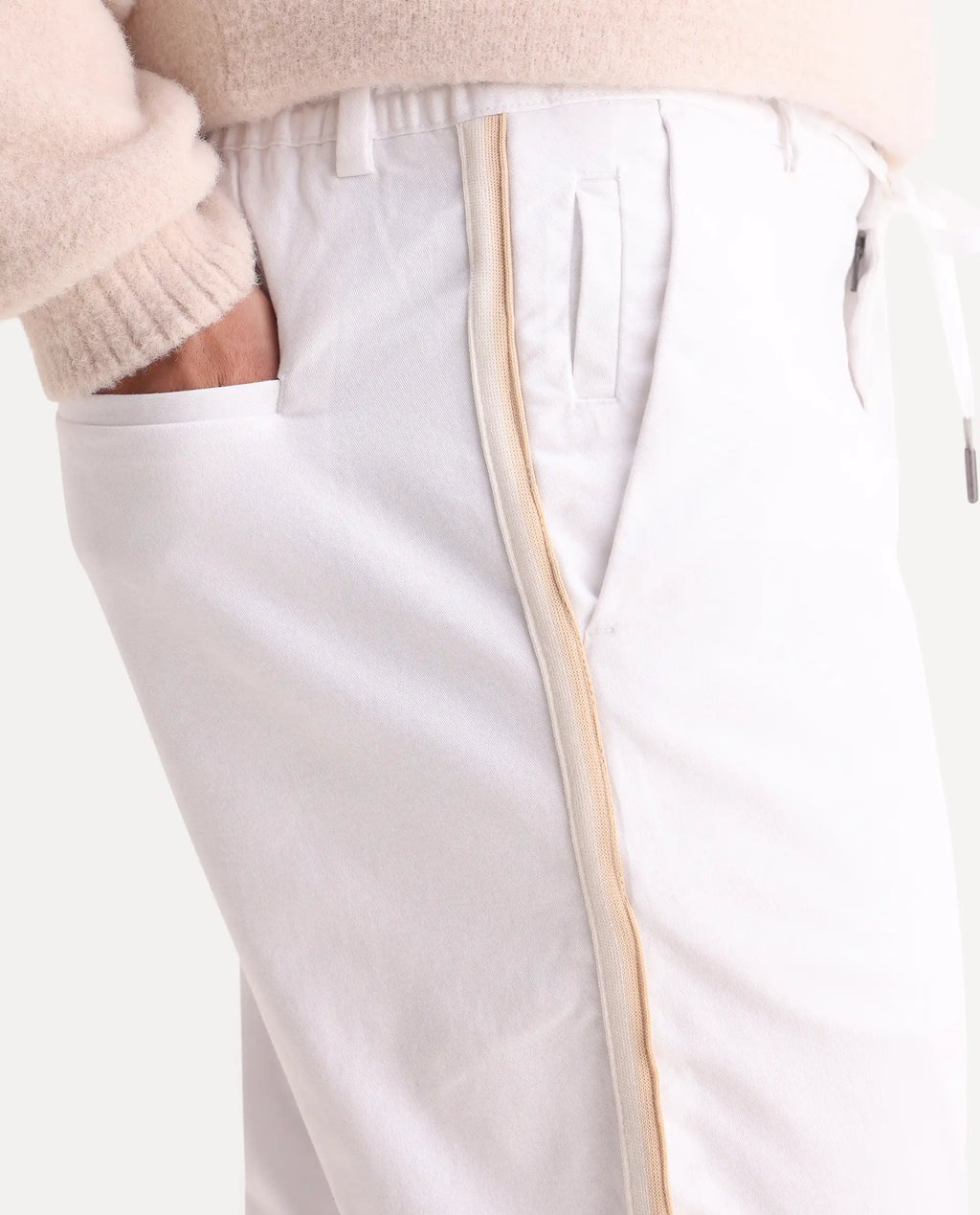 Rare Rabbit Men's Caloon White Linen Blend Plain Regular Fit Trouser