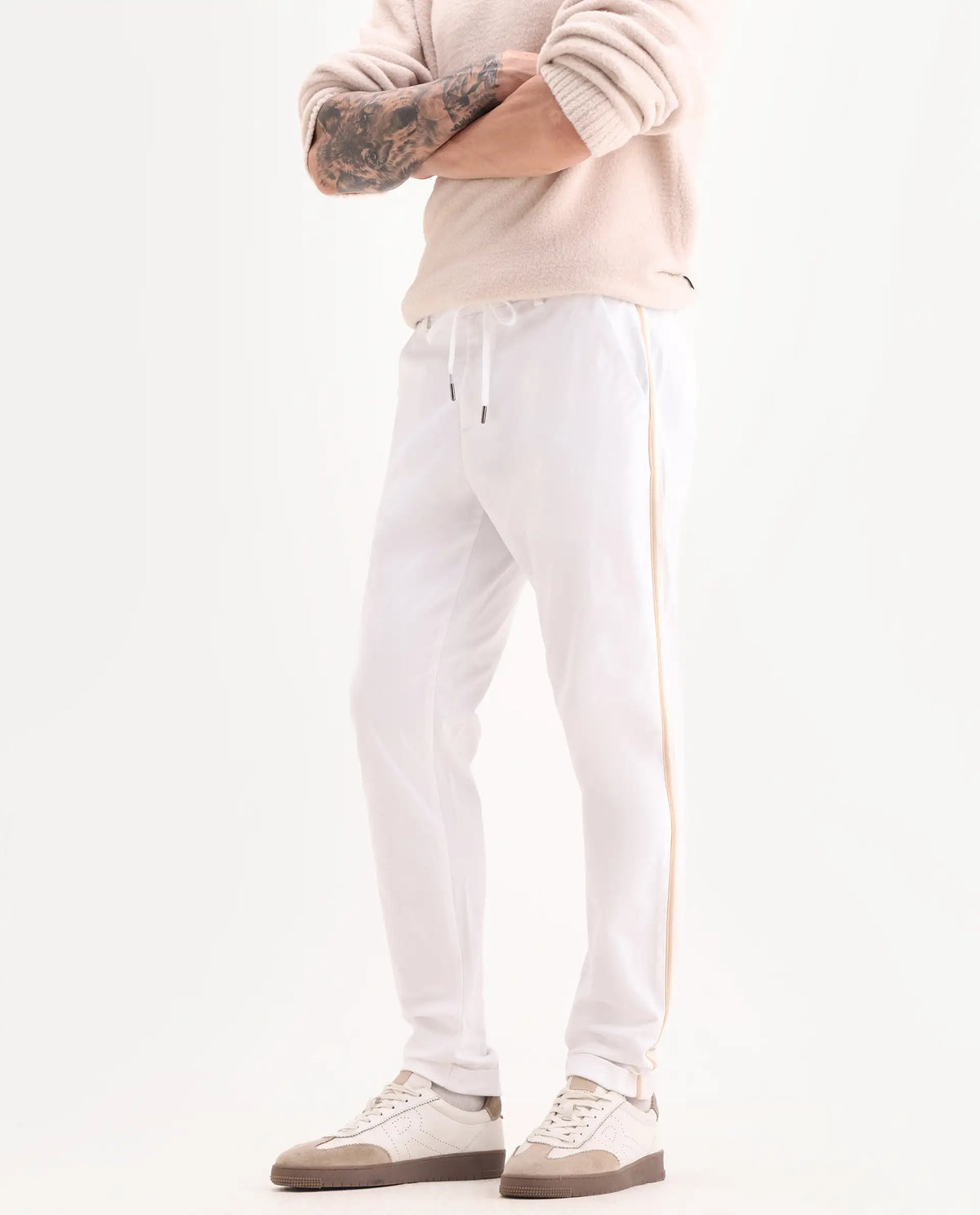 Rare Rabbit Men's Caloon White Linen Blend Plain Regular Fit Trouser