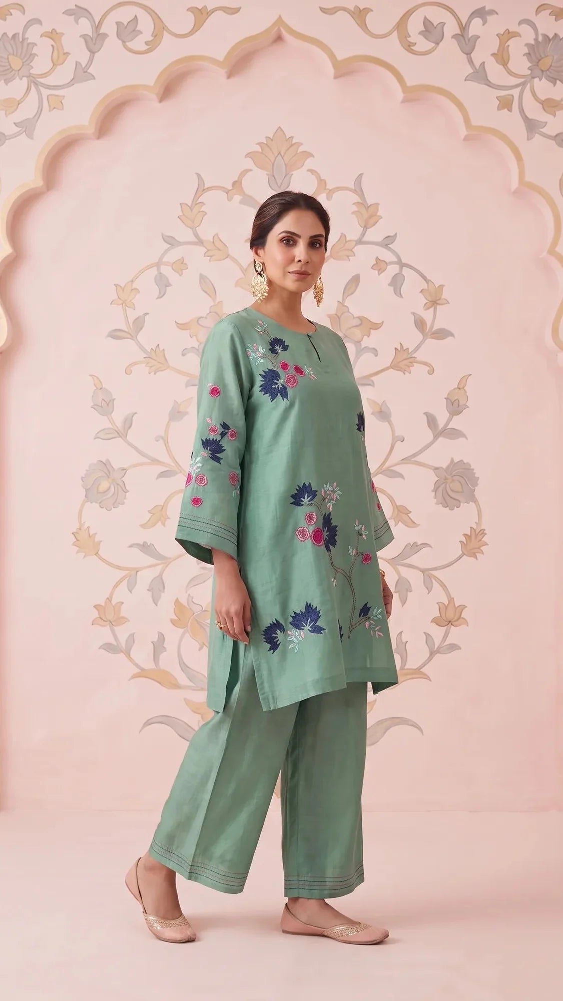 Ocean Green Bloom Embroidered Mul Chanderi Coord